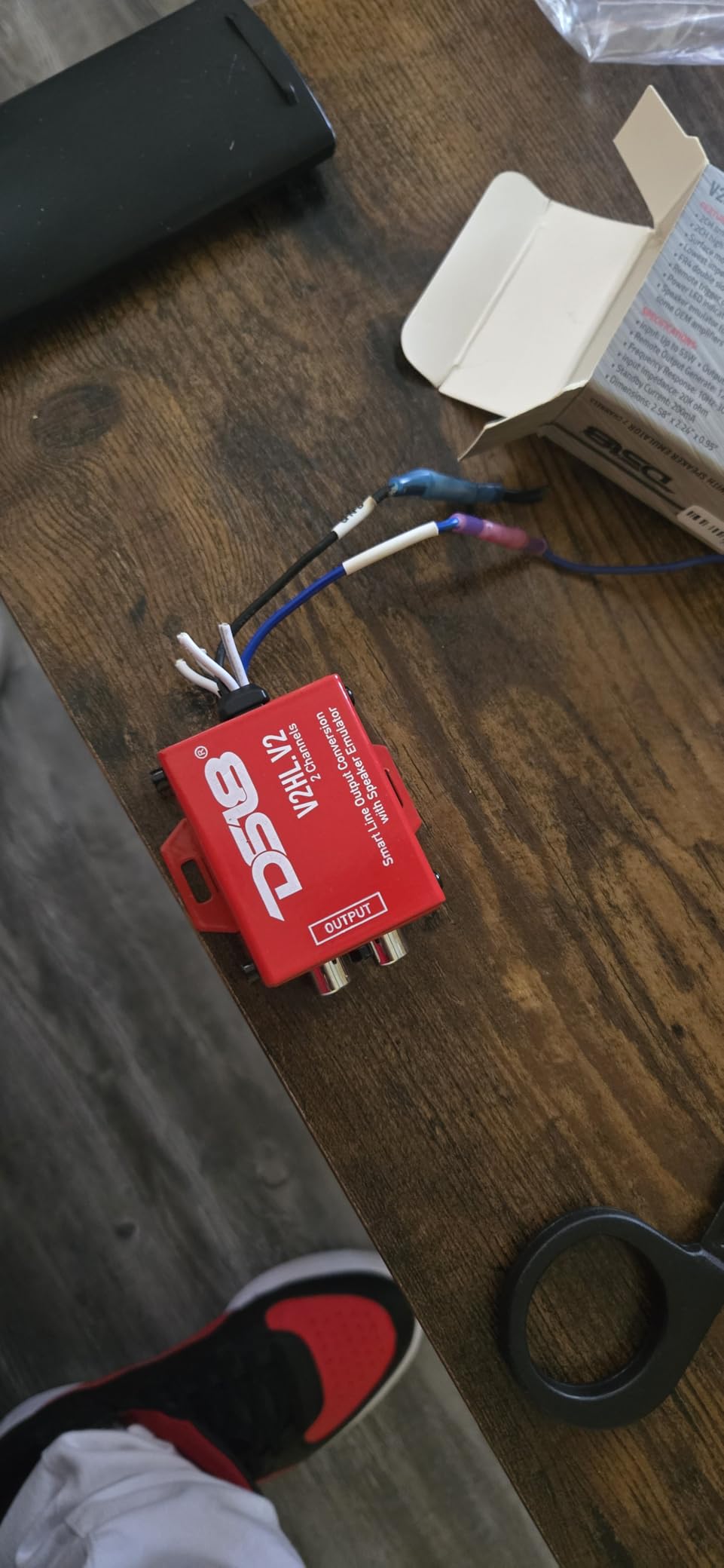 DS18 V2HL.V2 Hi/Lo Converter 2-Channel with Speaker Emulator - High-Level Speaker Signal to Low-Level - Smart line Output 2CH High-Level Input and 2CH RCA Output customer photo 2
