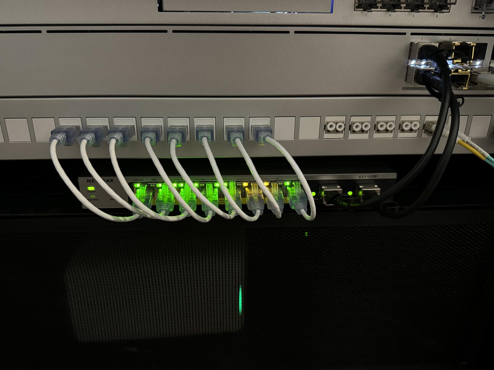 NETGEAR 10-Port Ultra60 PoE 10G Multi-Gigabit Ethernet Smart Switch (MS510TXUP) - Managed, with 8 x PoE++ @ 295W, 2 x 10G SFP+, Optional Insight Cloud Management, Desktop or Rackmount customer photo 1