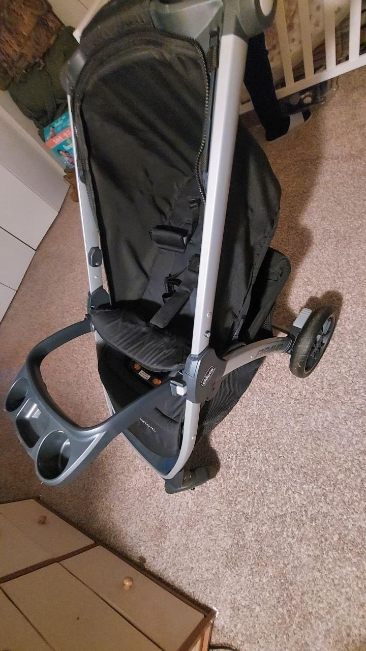 Chicco Bravo 3-in-1 Trio Travel System, Bravo Quick-Fold Stroller with KeyFit 30 Infant Car Seat and Base, Camden/Black customer photo 1