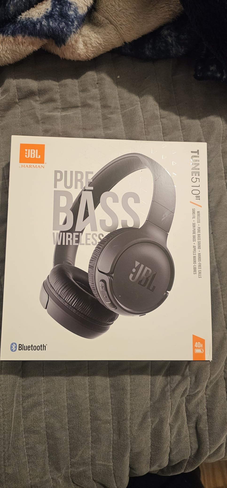 Tune 510BT: Wireless On-Ear Headphones with Purebass Sound - Black customer photo 1