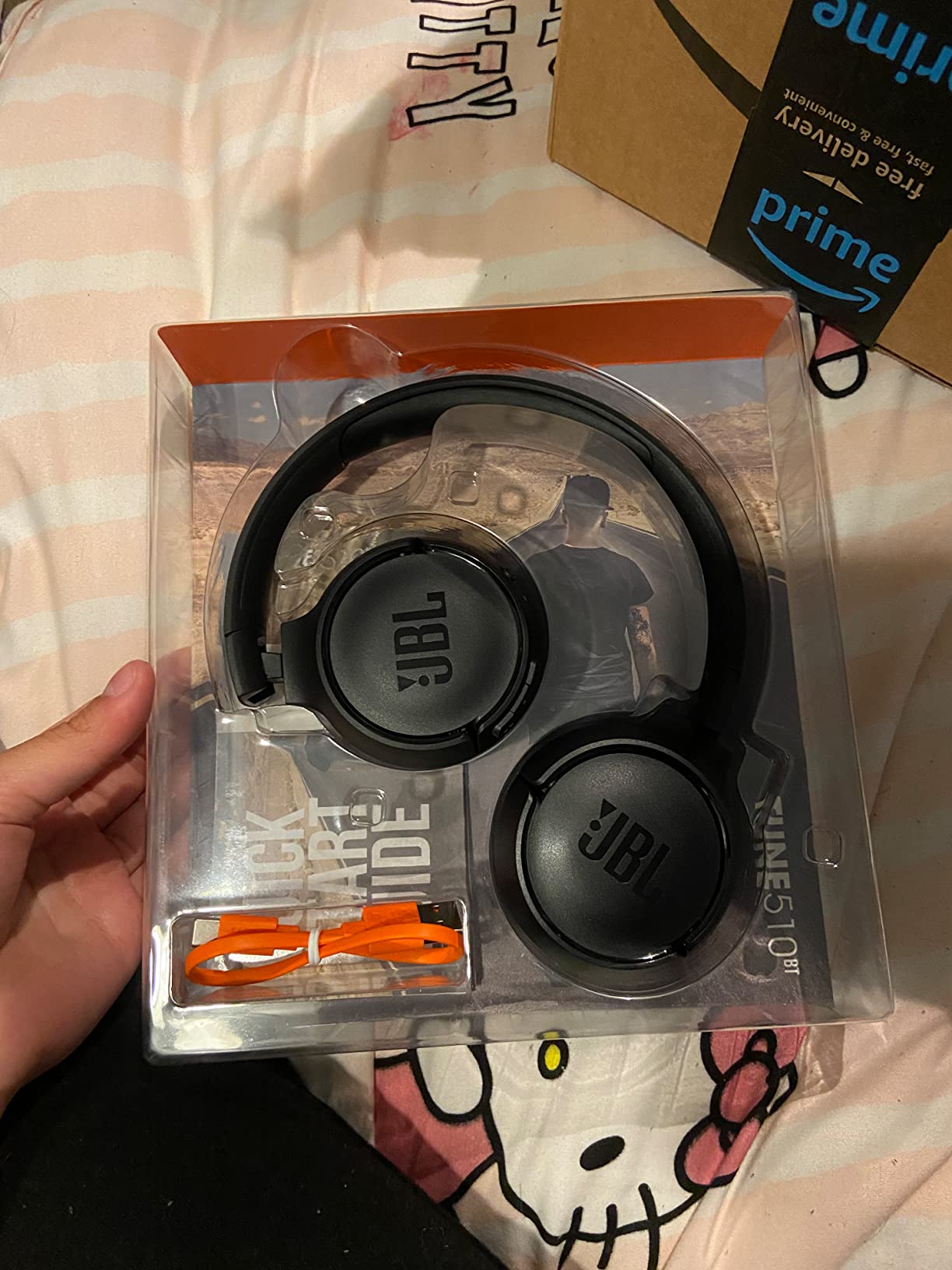 Tune 510BT: Wireless On-Ear Headphones with Purebass Sound - Black customer photo 2
