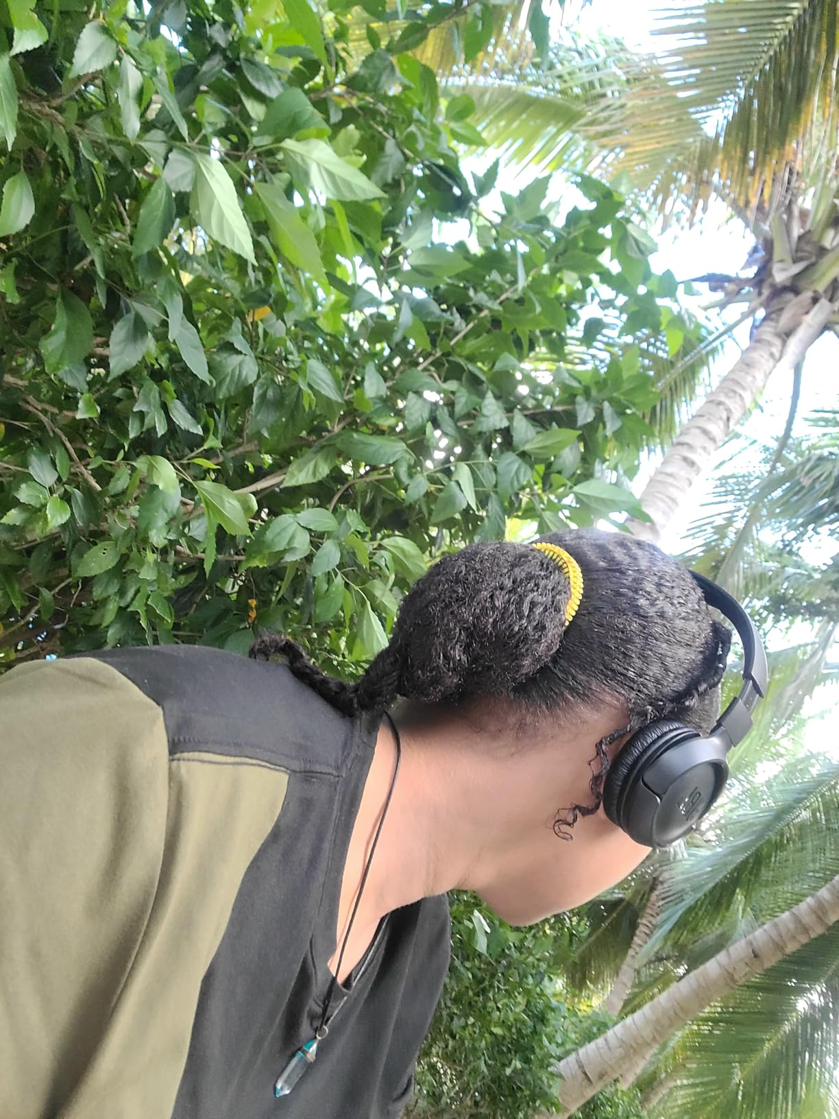 JBL Tune 510BT - Bluetooth headphones with up to 40 hours battery, microphone for call, foldable and comfortable, Android and iOs compatible (Black) customer photo 2
