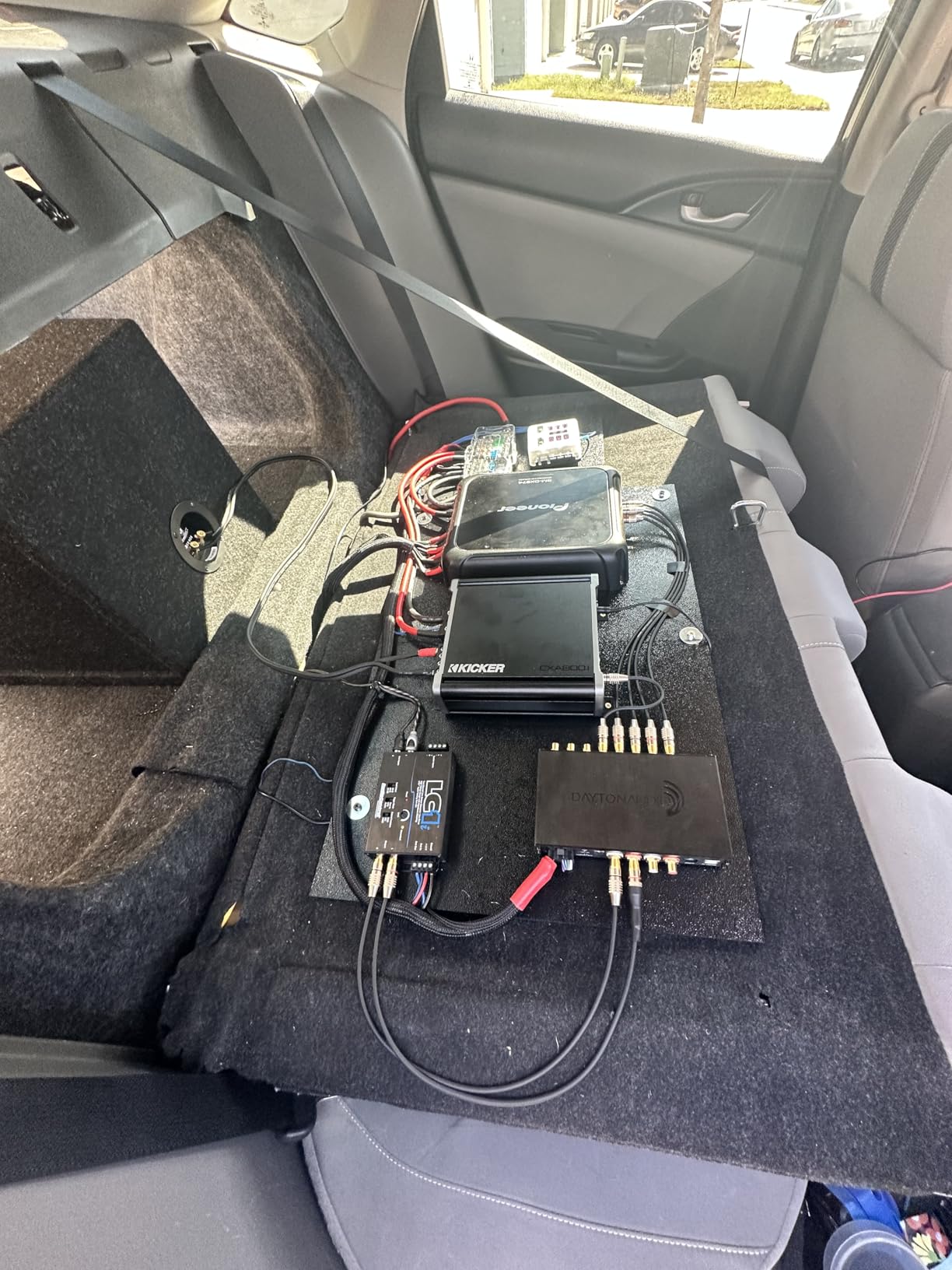 AudioControl LC1i Active 2-Channel Line Driver/Line Output Converter, Provides Input Signal to Add Amplifier to Factory Car Radio, Impedance Matching, Distortion Free customer photo 2