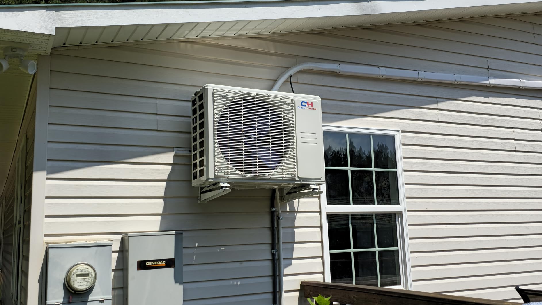 Cooper & Hunter 9,000 BTU 230V Single Zone Wall Mount Ductless Mini Split Air Conditioner & Heat Pump - 21.2 SEER2 - 16FT Installation Kit - Refrigerant Pre-Charged - Inverter customer photo 2