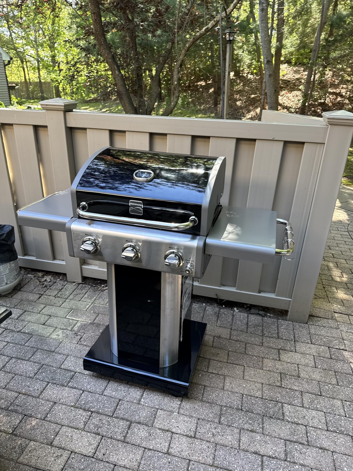 Kenmore 3-Burner Propane BBQ Grill, 30,000 BTUs Gas Grill with Cast Iron Cooking Grates, Azure Blue customer photo 2