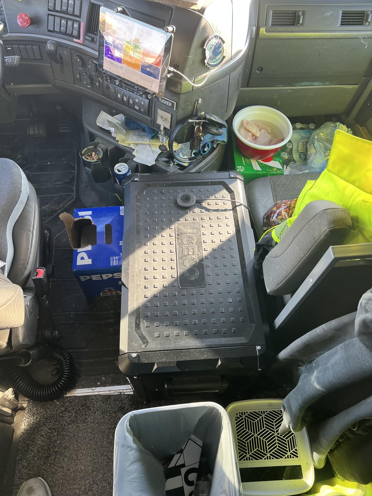 ICECO VL75 ProD Portable Refrigerator, Multi-directional Lid, Dual USB & DC 12/24V, AC 110-240V, 75L Dual Zone Steel Compact Refrigerator Powered by SECOP, 0℉ to 50℉, Home & Car Use [Upgrade] customer photo 1