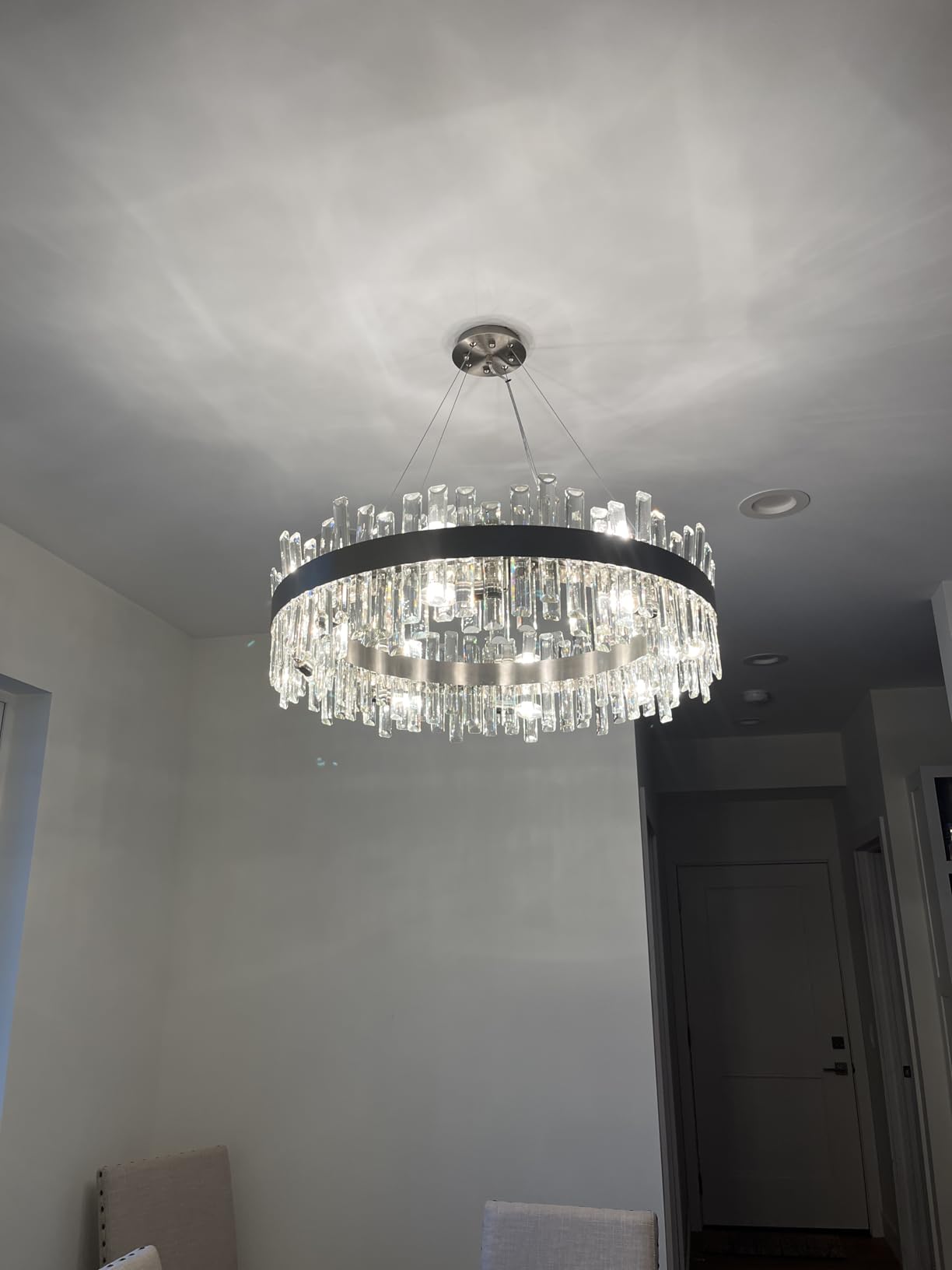 Siljoy 16-Light Modern Crystal Chandelier, Luxury Dimmable Brass Gold K9 Raindrop Crystal Chandelier, Adjustable Crystal Pendant Ceiling Light for Dining Room Living Room Kitchen Island L35.4'' customer photo 2
