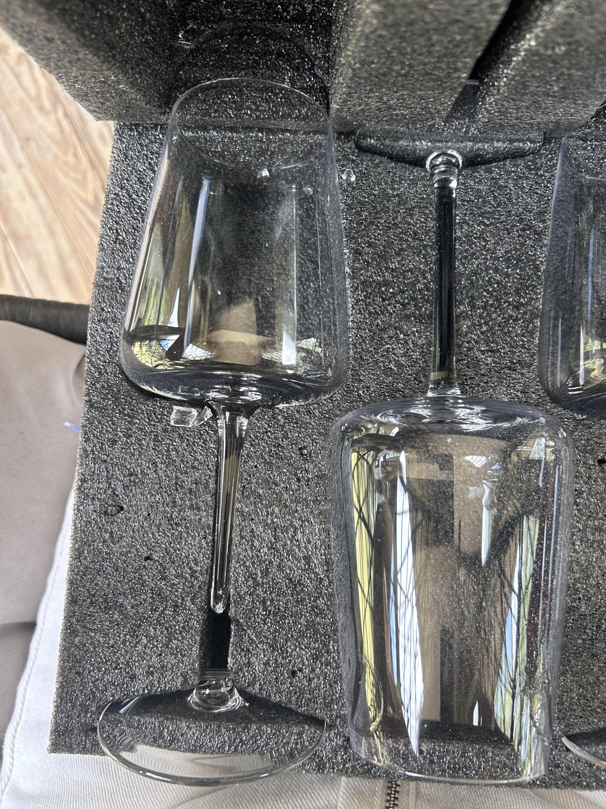 BACLIFE Hand Blown Red Wine Glasses Set of 4 - Premium Crystal Wine Glasses With Long Stem,19 oz - Unique Gift for Mother's Day, Wedding, Birthday - Ideal for Restaurants,Home Bar customer photo 2