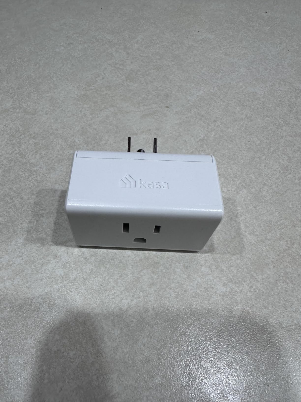 Kasa Smart Plug Ultra Mini 15A, EP10P2, Smart Home Wi-Fi Outlet | Works with Alexa & Google Home, No Hub Required, UP Certified, 2.4GHz Wi-Fi Only, 2-Pack, White customer photo 1