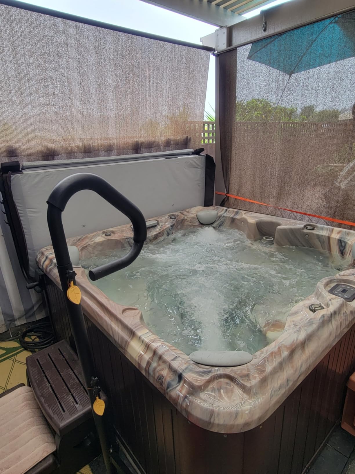 VEVOR Hot Tub Handrail, 360 Rotatable Spa Side Handrail with 35