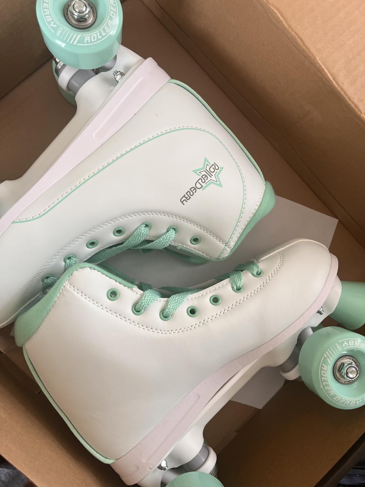 Roller Derby Roller Star 600 Women's Roller Skates - White/Mint customer photo 1