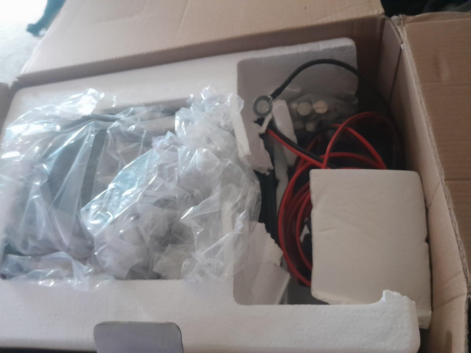 Electric Anchor Winch, Marine Anchor Winch 12V, Saltwater Boat Anchor Windlass Kit with Wireless Remote Control, Heavy Duty Towing Winches customer photo 1