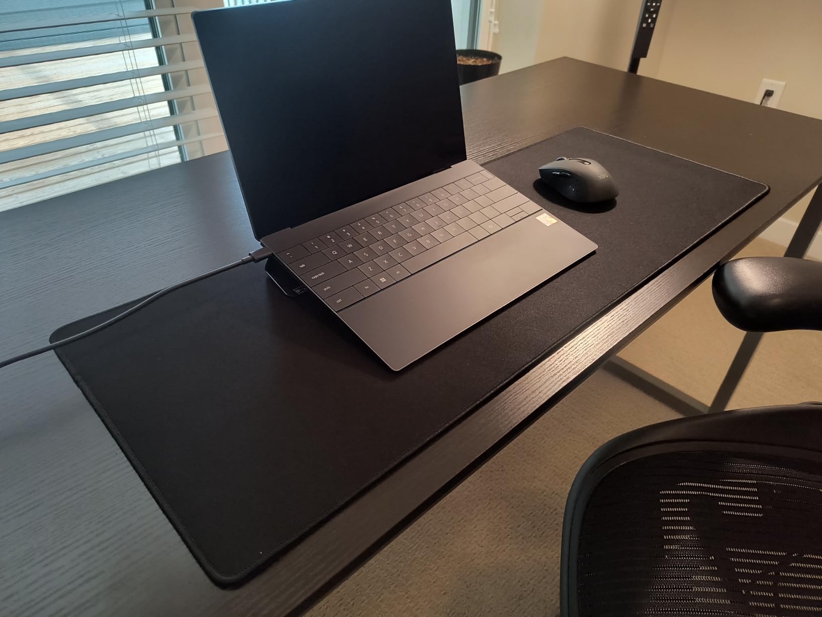 KTRIO Large Gaming Mouse Pad Desk Mat, Superior Micro-Weave Cloth, Non-Slip Rubber Base, Stitched Edges, Water-Resistant, for Gamer, Office & Home, 31.5 x 15.7 Inch，World Map customer photo 2