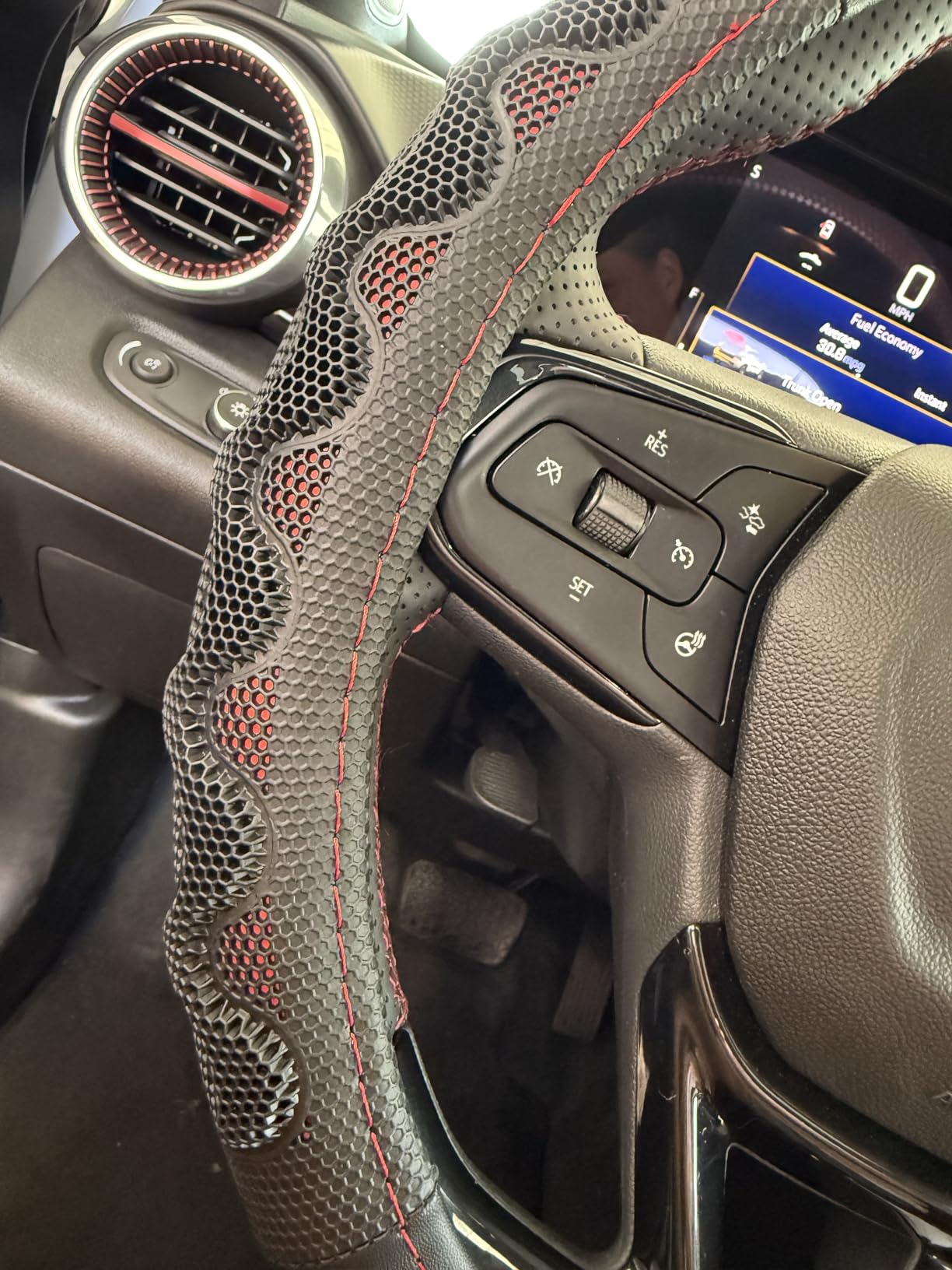 PINCTROT Steering Wheel Cover Great Grip with 3D Honeycomb Anti-Slip Design, Universal 14.5-15 Inch (All Black) customer photo 1