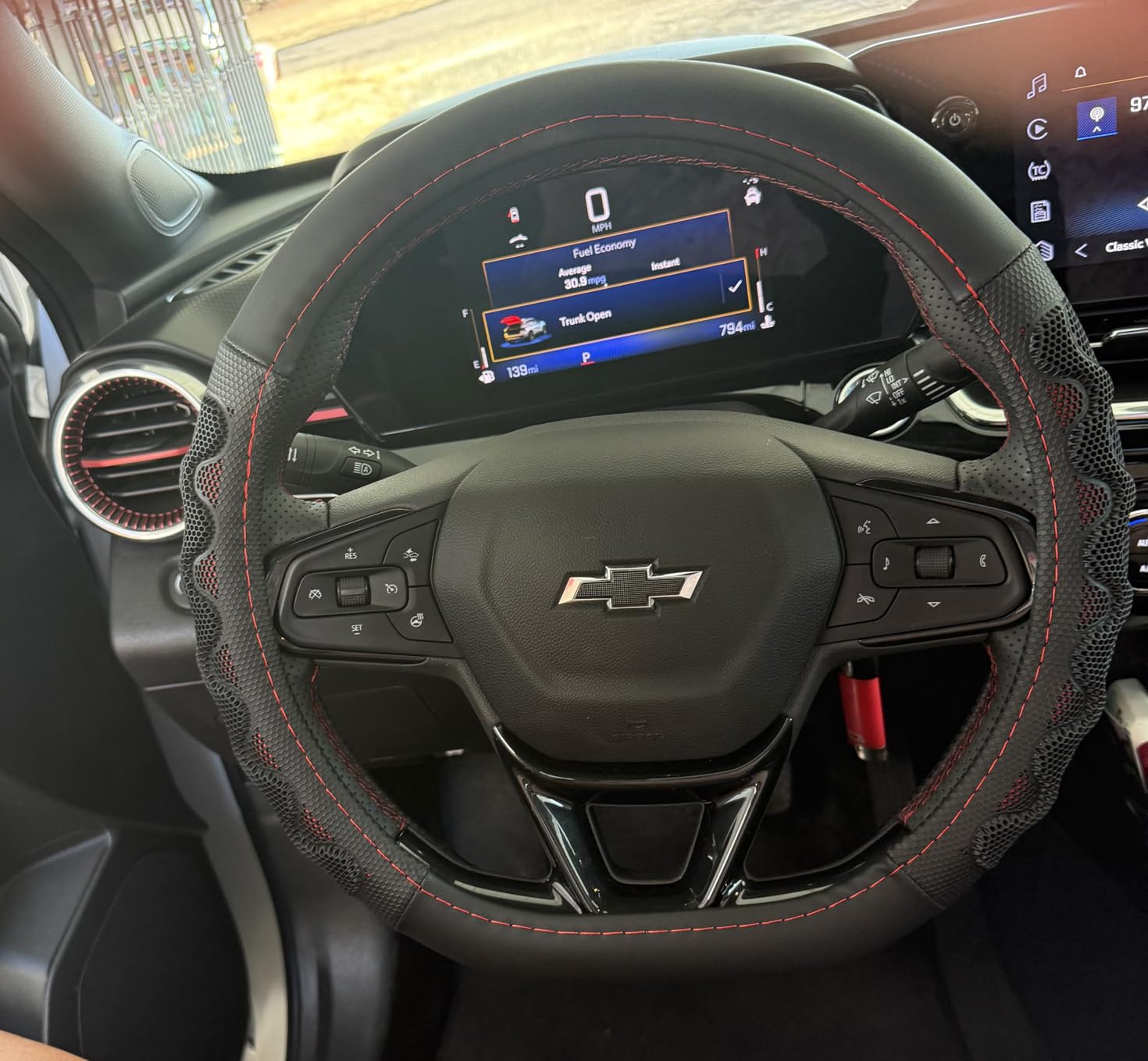 PINCTROT Steering Wheel Cover Great Grip with 3D Honeycomb Anti-Slip Design, Universal 14.5-15 Inch (All Black) customer photo 2