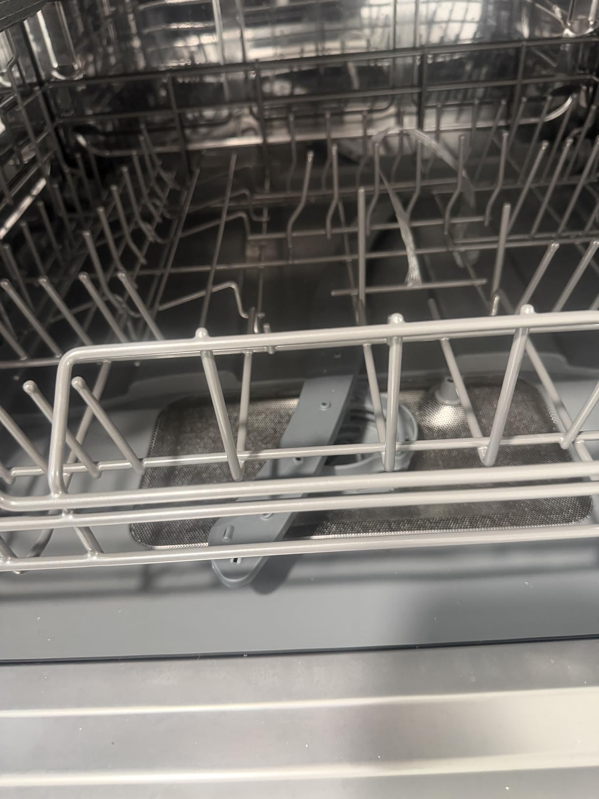 COMFEE' Portable Mini Dishwasher, Energy Star, Countertop, 6 Place Settings, with 8 Washing Programs, Speed, Baby-Care, ECO& Glass, Dish Washer for Dorm, RV& Apartment, White customer photo 2