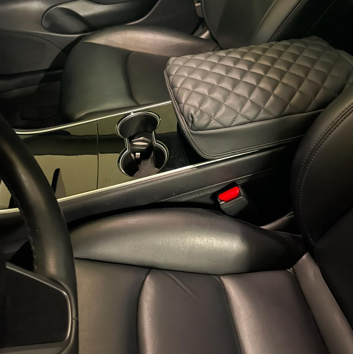 KMMOTORS Model y, Model 3 (2021-2024) Center Console Cover Quilting Black, Armrest Cushion, Console Protector, Vegan Leather (Black) customer photo 1