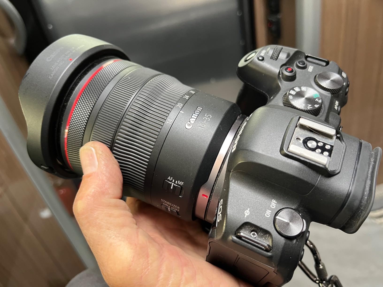 Canon RF14-35mm F4 L is USM Lens, Wide-Angle Zoom Lens, Compatible with EOS R Series Mirrorless Cameras customer photo 1