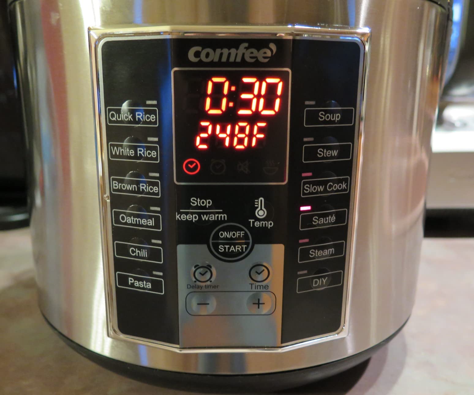 COMFEE' Compact Rice Cooker, 6-in-1 Stainless Steel Multi Cooker, Slow Cooker, Steamer, Saute, and Warmer, 2 QT, 8 Cups Cooked(4 Cups Uncooked) customer photo 2