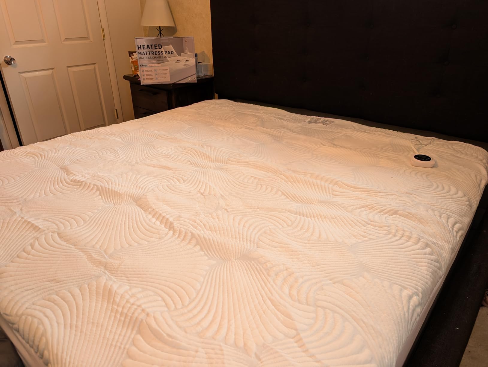 Queen Size Electric Heated Mattress Pad - Bed Warmer with Memory & Preheat Functions, 12 Heat Settings Dual Control for 1-12 Hours Auto Off, Lighted Button customer photo 2