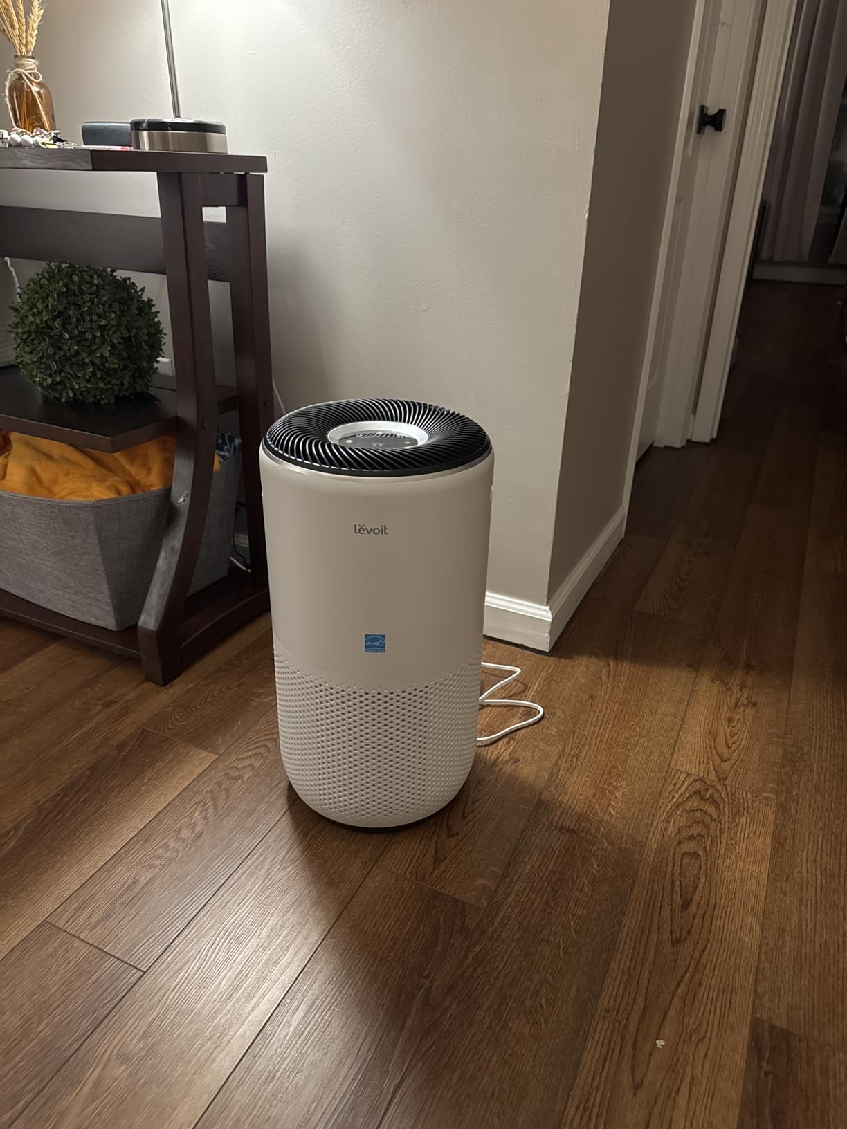 LEVOIT Air Purifiers for Home Large Room Up to 2933 Ft² With HEPA Sleep Mode, AHAM VERIFIDE, Smart WIFI, PM2.5 Monitor, 3-in-1 Filter For Smoke, Pet Allergies, Dust, Alexa Control, Core 600S-P, White customer photo 2