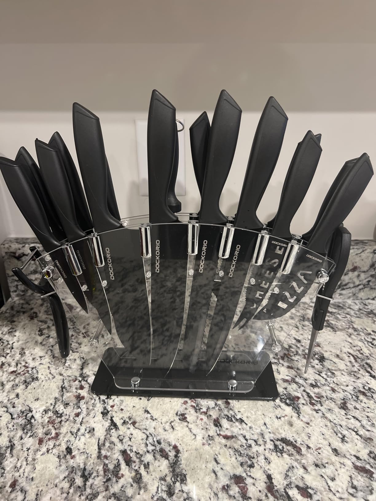 Kitchen Knife Set with Block, 19 PCS High Carbon Stainless Steel Sharp includes Serrated Steak Knives Set, Chef Knives, Bread Knife, Scissor, Sharpener customer photo 1