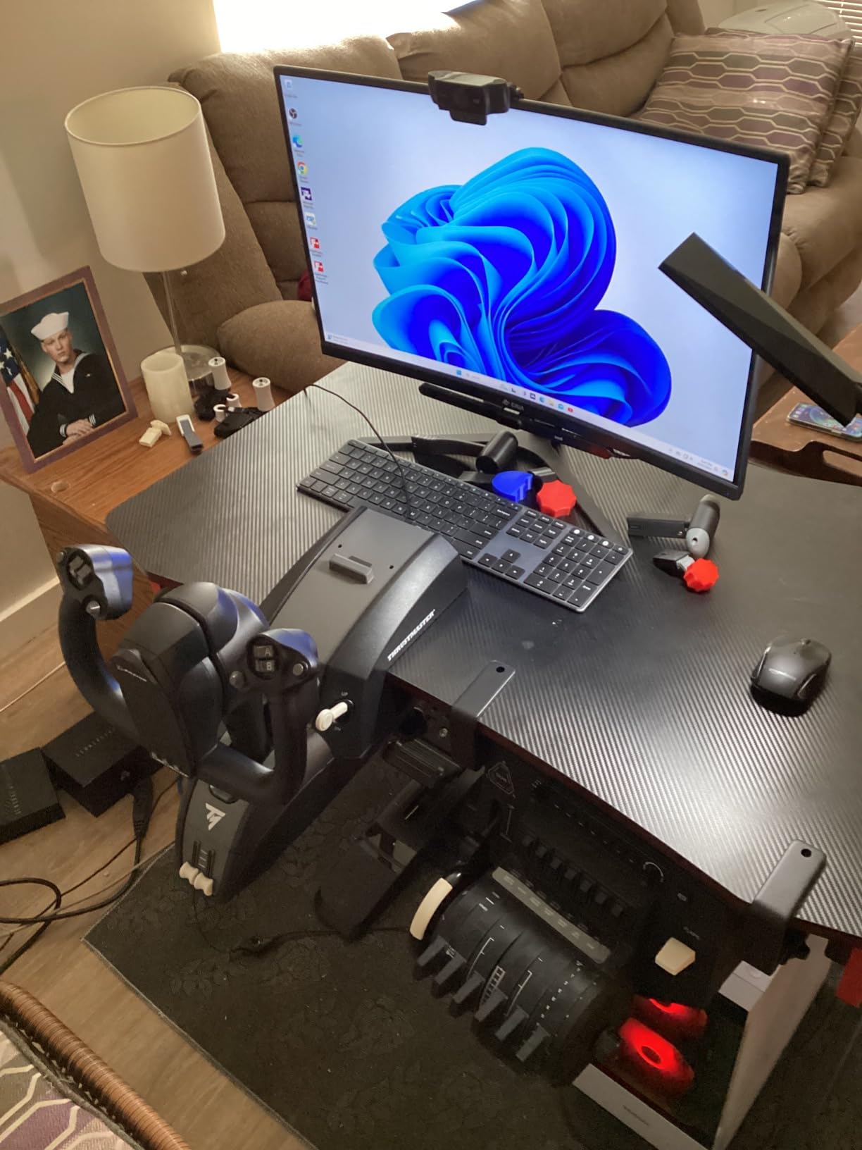 Thrustmaster TCA Yoke PACK Boeing Edition - Yoke & Quadrant Bundle (add pedals) customer photo 2