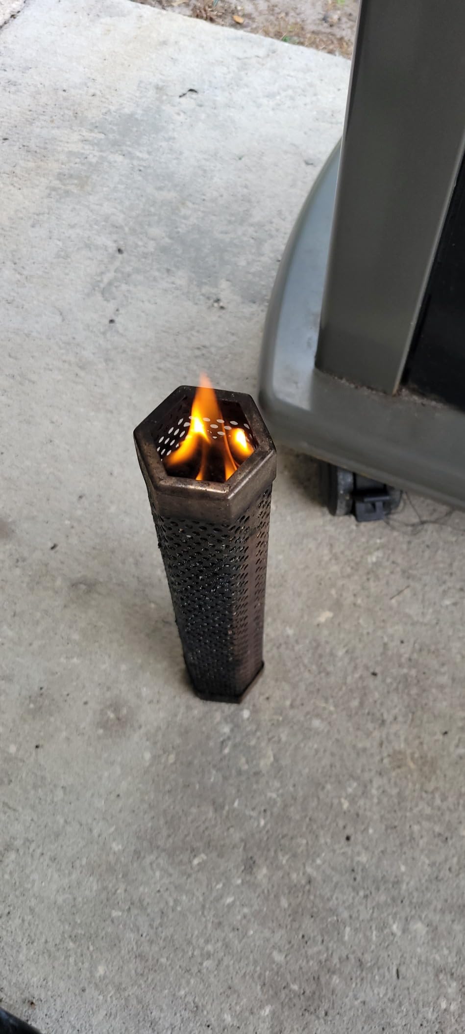 LIZZQ Premium Pellet Smoker Tube 12