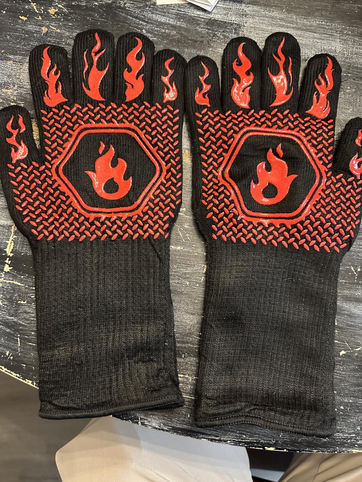 HAMITOR BBQ Grill Gloves : 1472F High Temp Resistance Fireproof Glove for Grilling Barbecue - Washable Long Oven Mitts Extreme Hot Proof Mittens for Kitchen Cooking Baking customer photo 2