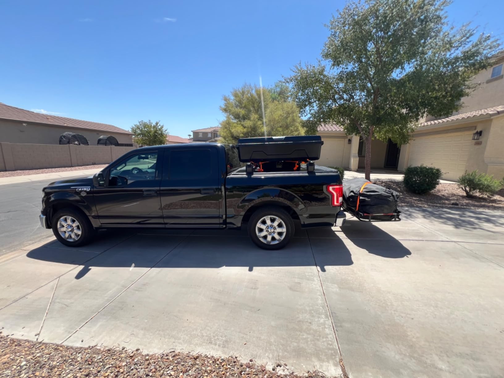 Yakima DeepSpace 10 Hard Shell Cargo Box customer photo 1