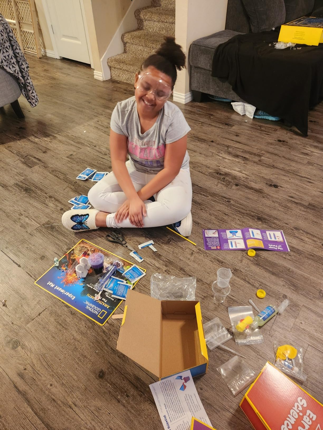 National Geographic Mega Science Lab with 75 Experiments for Kids 8-12 | Earth Science, Chemistry Set, Science Magic, Easy Experiments, STEM Projects, Science Kit for Kids, Birthday Gift customer photo 1