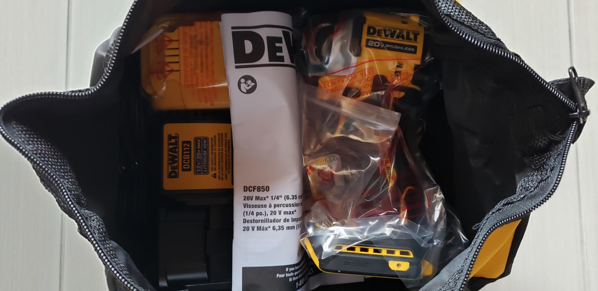 DEWALT ATOMIC 20V MAX 1/4 in. Brushless Cordless Impact Driver Kit with Battery and Charger Included (DCF850P1) customer photo 2
