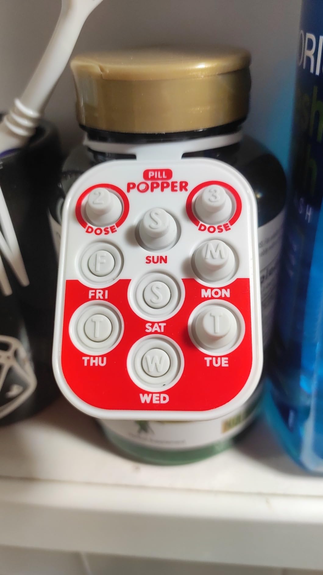Pill Popper - Memory Aid Medication Dose Tracker (2 Pack) customer photo 1