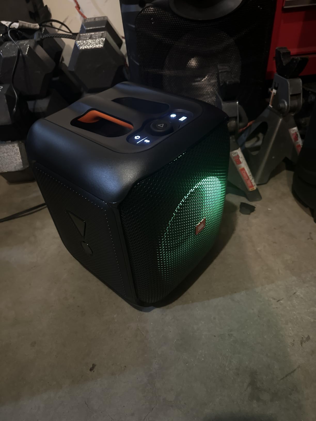 Partybox Encore Essential: 100W Sound, Built-in Dynamic Light Show, and Splash Proof Design, Black customer photo 1