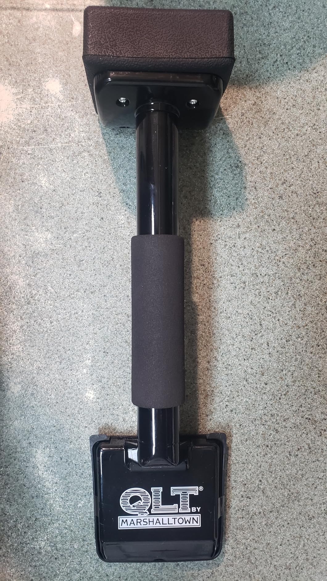MARSHALLTOWN Knee Kicker, Non Adjustable Carpet Tool, Contractor Grade, EKK customer photo 2