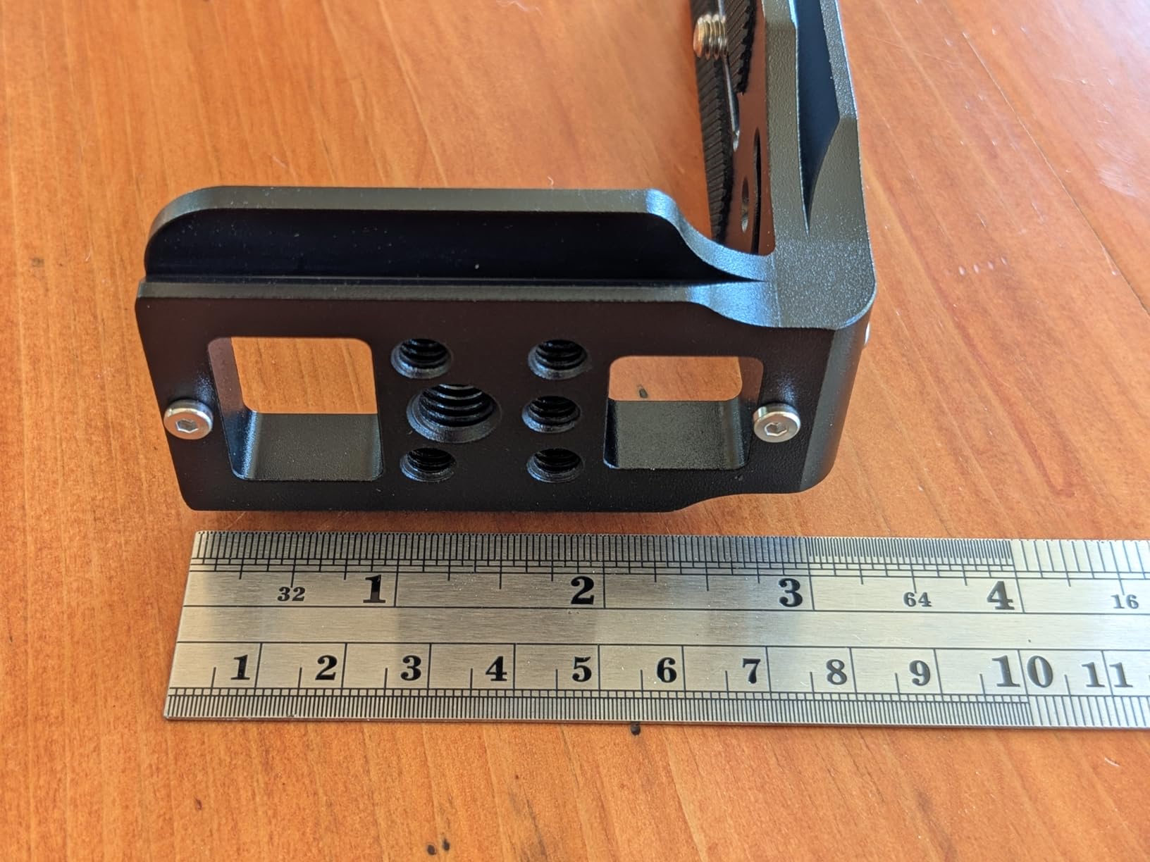 (Real Single One) DSLR Camera L Bracket Quick Release Plate Vertical Horizontal Switching Tripod Compatible with Canon Nikon Sony DJI Ronin Zhiyun Stabilizer Tripod Monopod Can't fit Manfrotto customer photo 2