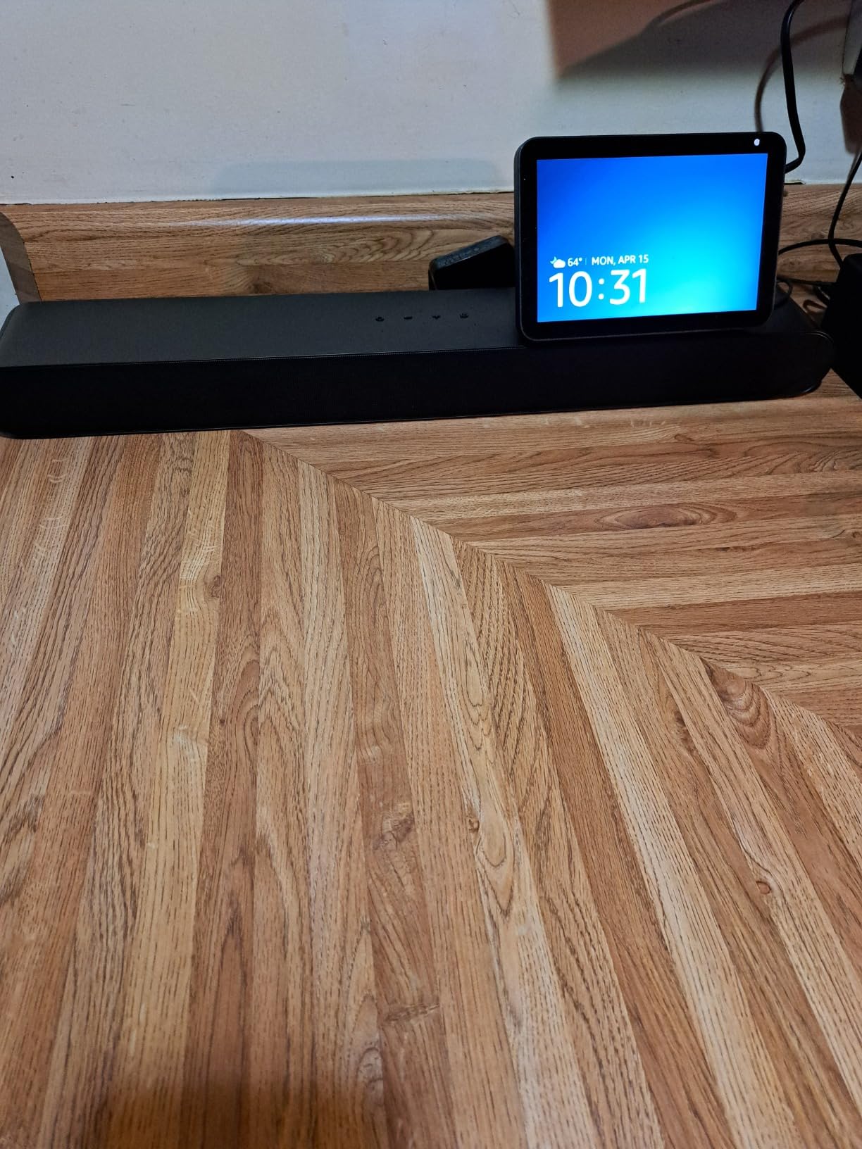 Samsung HW-S60B 3.1ch S-Series Soundbar with Dolby Atmos, DTS Virtual:X, Q-Symphony, Adaptive Sound, Game Mode (2022) customer photo 1