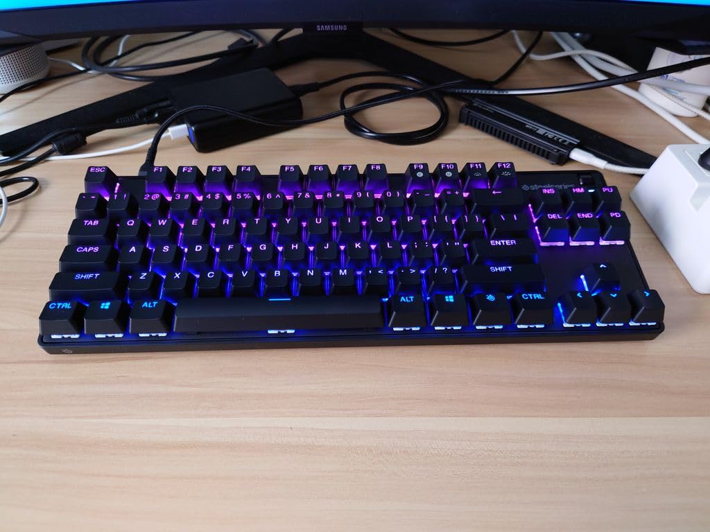 SteelSeries New Apex 9 TKL - HotSwap Optical Mini Keyboard - TKL Esports Design - Optical Switches - RGB Customization - Aluminum Alloy Frame - Double Shot PBT Keycaps customer photo 2