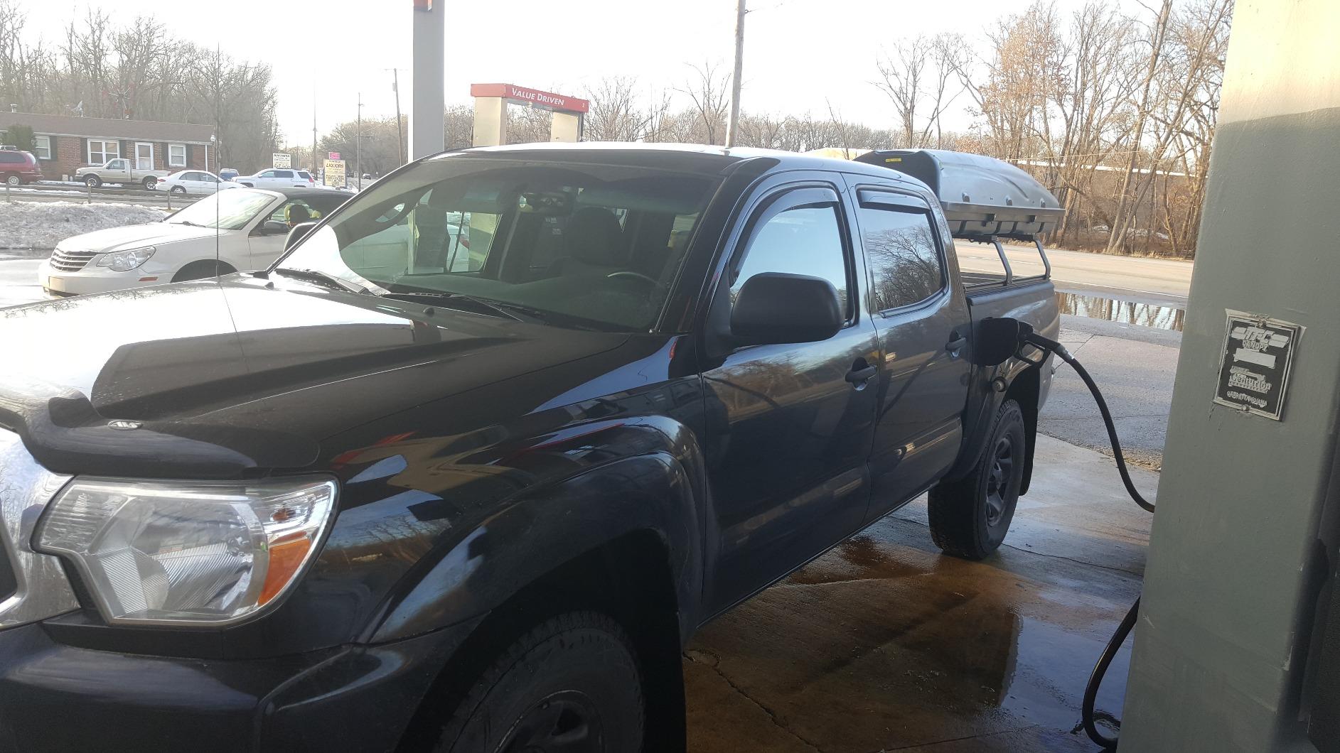 Front Runner Slimsport Roof Rack Kit Compatible with Toyota Tacoma (2005-2023) - Lightweight Aluminum Overlanding Platform customer photo 1