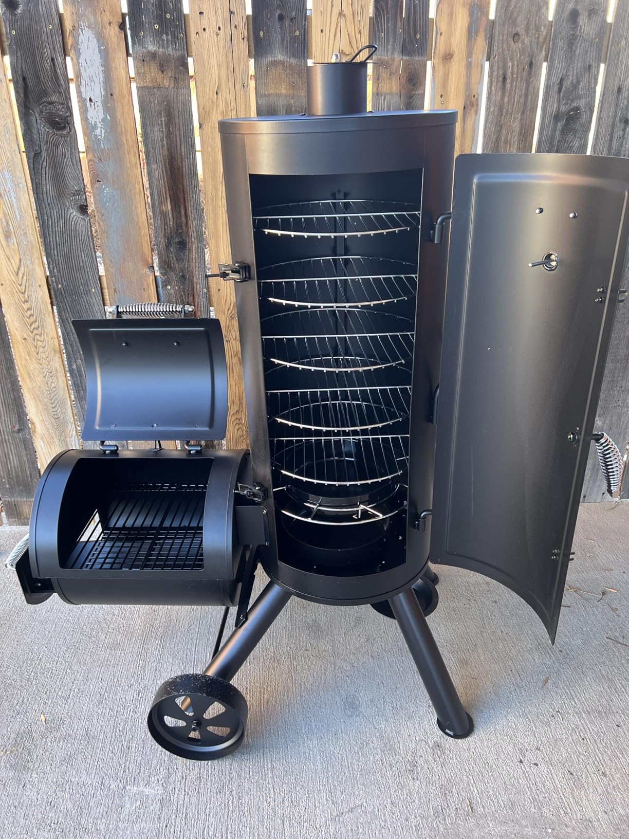 Captiva Designs Heavy Duty Outdoor Smoker, Extra Large Cooking Area (941 sq.in. in Total) Offset Smoker, Best Charcoal Smoker and Grill Combo for Outdoor Garden Patio and Backyard Cooking customer photo 2
