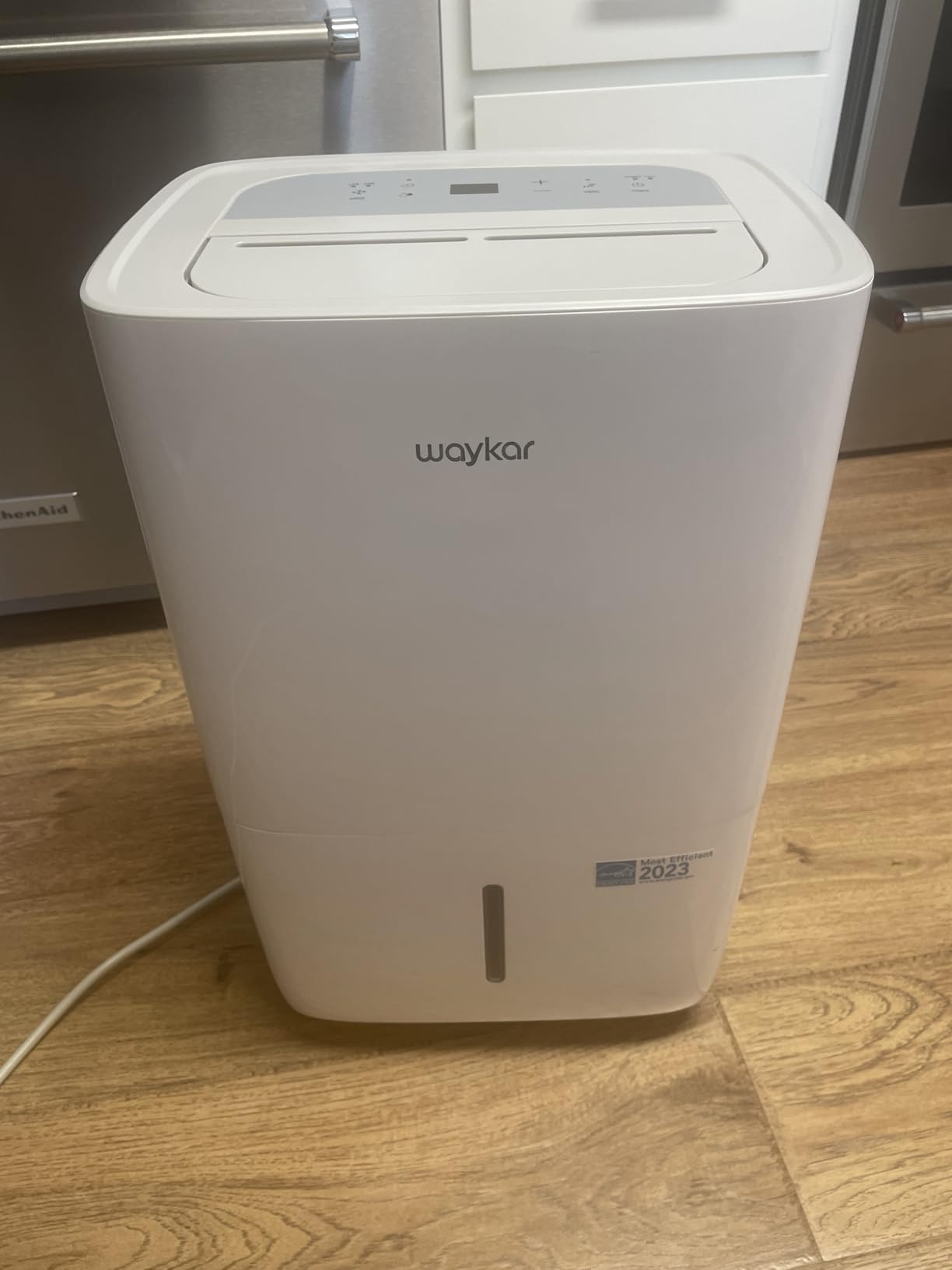 Waykar 80 Pints Energy Star Dehumidifier for Spaces up to 5,000 Sq. Ft at Home, in Basements and Large Rooms with Drain Hose and 1.14 Gallons Water Tank customer photo 1