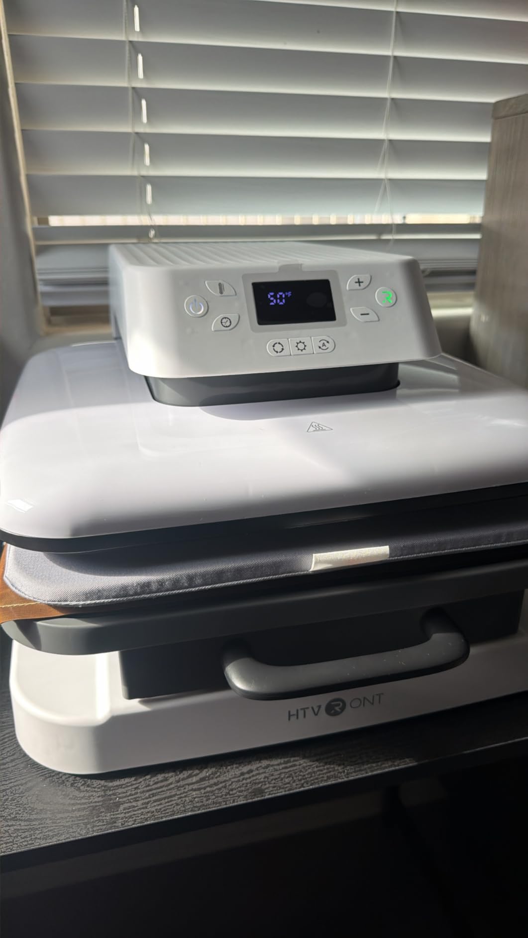 HTVRONT Auto Heat Press Machine for T Shirts - 15x15 Smart T Shirt Press Machine customer photo 1