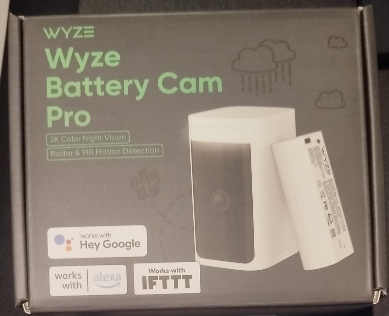Wyze Wireless Outdoor/Indoor Battery Security Camera, 2.5K HDR Color Night Vision, Integrated Spotlight & Siren, Motion Detection, 2-Way Audio, Alexa & Google Assistant Compatible, Free Expert Support customer photo 1