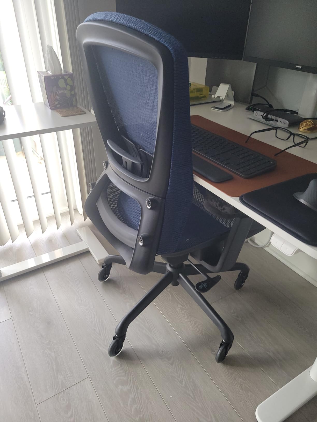 ELABEST Mesh Office Chair,Ergonomic Computer Desk Chair,Sturdy Task Chair- Adjustable Lumbar Support & Armrests,Tilt Function,Comfort Wide Seat,Swivel Home Office Chair customer photo 1