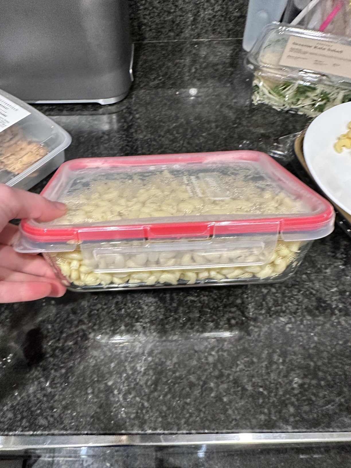 Pyrex Freshlock (5-Pack, 4 Cup) Glass Food Storage Containers Set, Airtight & Leakproof Plastic Locking Lids BPA-Free, Meal Prep Containers Set, Freezer Dishwasher Microwave Safe customer photo 2