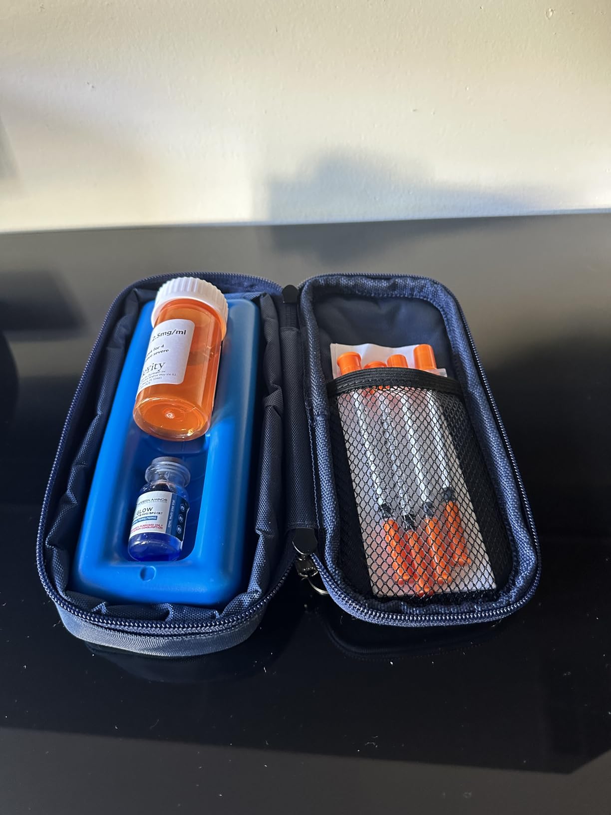 Cruxer Insulin Vial Cooler Travel Case,Diabetes Carrying Insulated Bag for Supplies Keep Medicine Cool,Diabetic Small Bottle Protector Kit for Storage,Portable Mini Pack with Protective Ice Brick customer photo 2