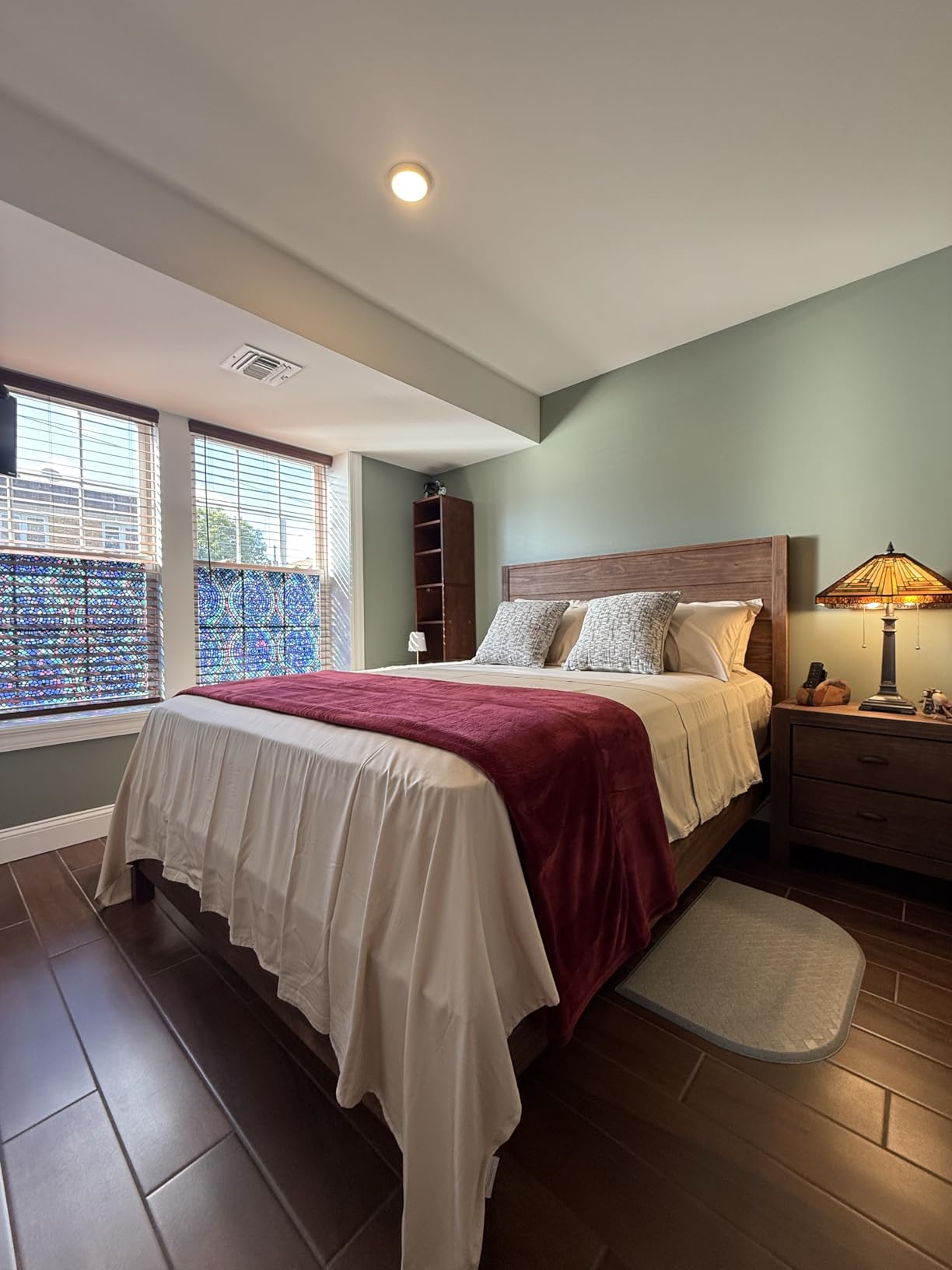 Grain Wood Furniture Montauk Solid Wood Bed, King Size, Rustic Walnut customer photo 1