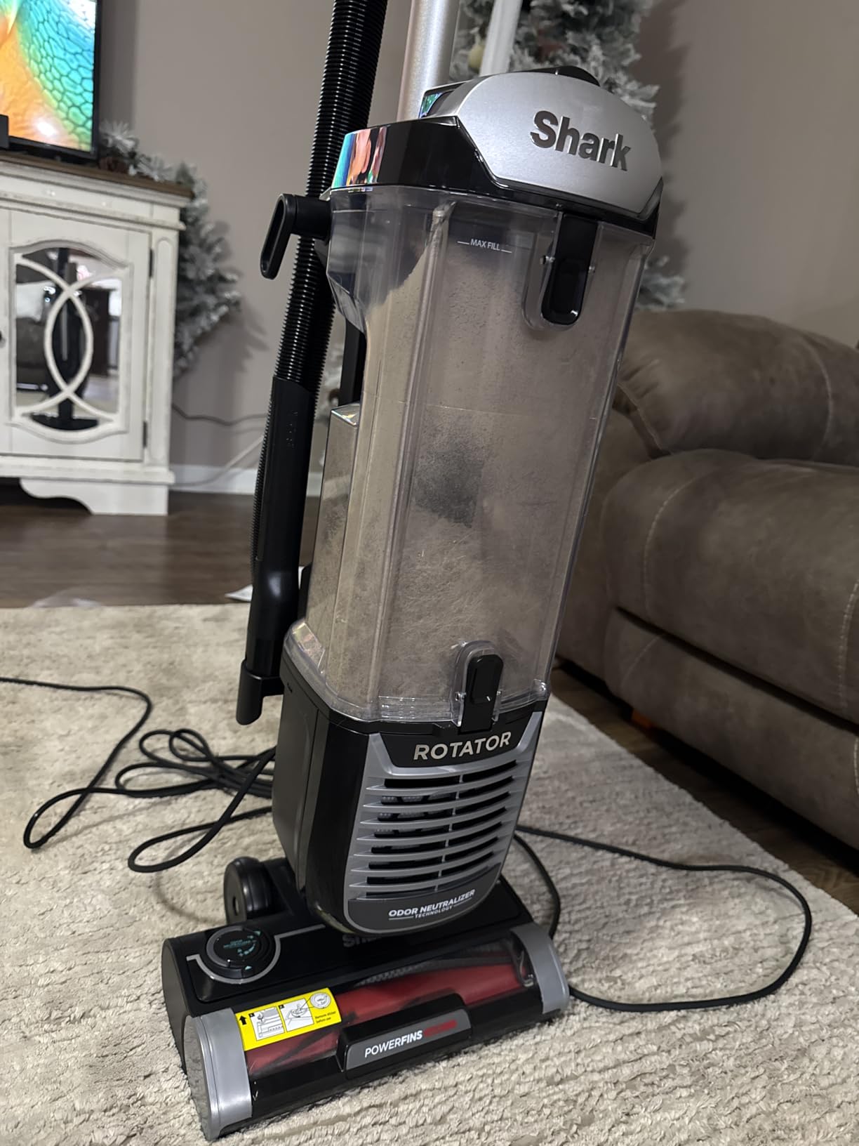 Shark ZU102 Rotator Pet Upright Vacuum with PowerFins HairPro & Odor Neutralizer Technology, Charcoal, 2.9 L Dust Cup customer photo 1