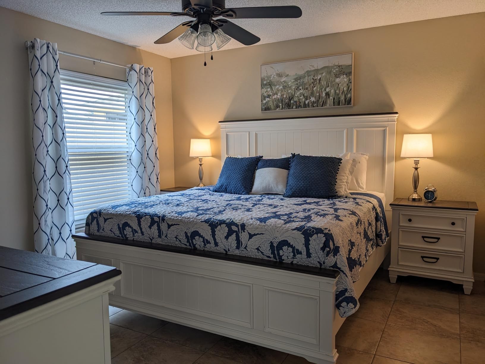 Clelane Wood Bedroom Set with Shiplap Panel Queen Bed, Dresser, Mirror, and Two Nightstands in Weathered White and Dark Gray customer photo 1
