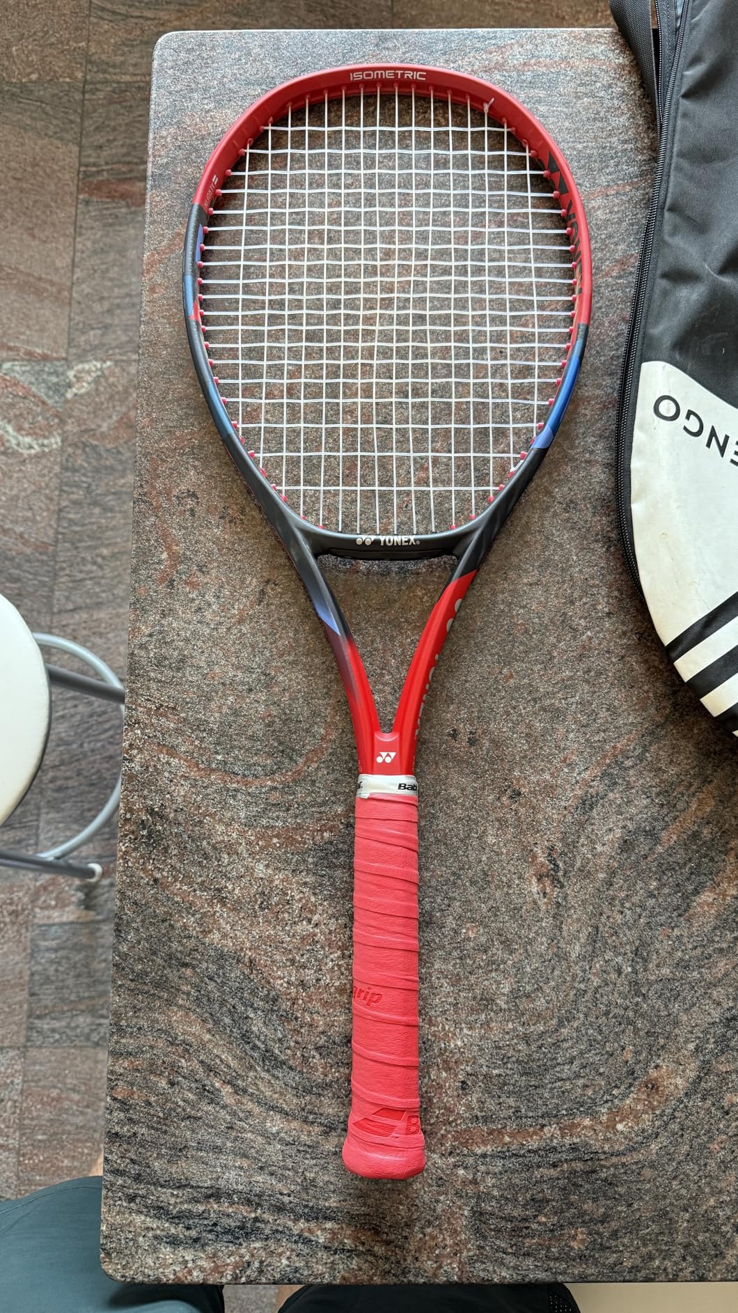 YONEX Unisex Vcore 98 Tennis Racquet | Lightweight Professional Arm-Friendly Graphite Racket for All-Around Tennis Players, Scarlet, Grip 4 customer photo 2